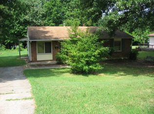 4130 Carnation Dr, Winston Salem, NC 27105