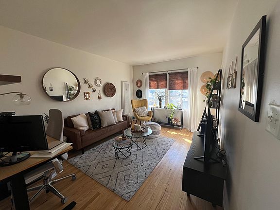 5th image of 1826 Pearl St #A