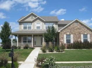 2 Walnut Point Ct, Monticello, IL 61856