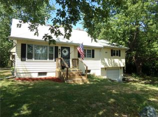 1136 W Mound Rd, Decatur, IL 62526