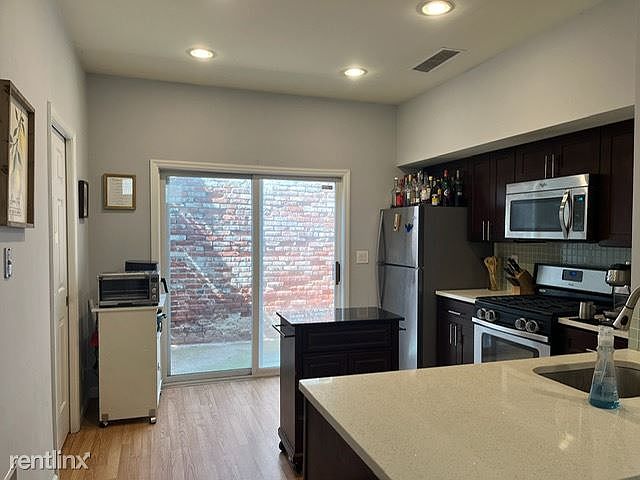 311 4 kitchen