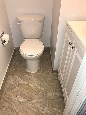 4th image of 923 E 103rd St APT 2