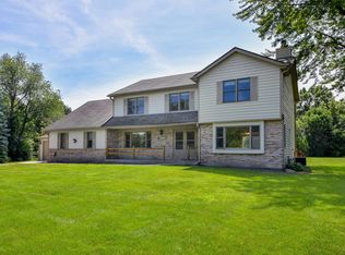 6N584 Juniper Ct, St Charles, IL 60175