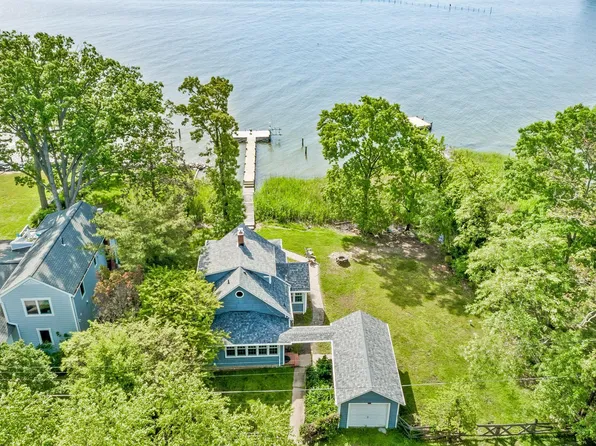 4749 Oak Rd, Shady Side, MD 20764