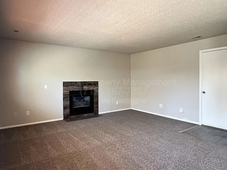 5851 Granby Hill Dr — Photo 11