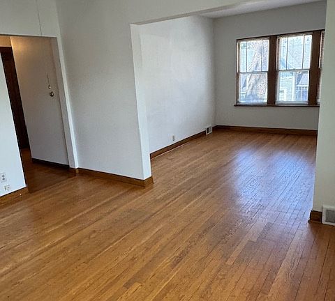 3rd image of 7514 W Adams St #2E