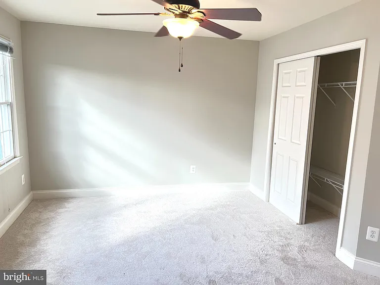 5920 Interlachen Ct — Photo 26