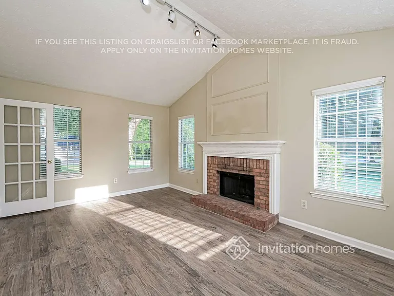 2909 Da Vinci Blvd — Photo 8