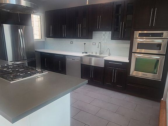 2nd image of 670 Stanyan St APT 1
