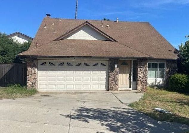 1st image of 1742 Cheshire Way