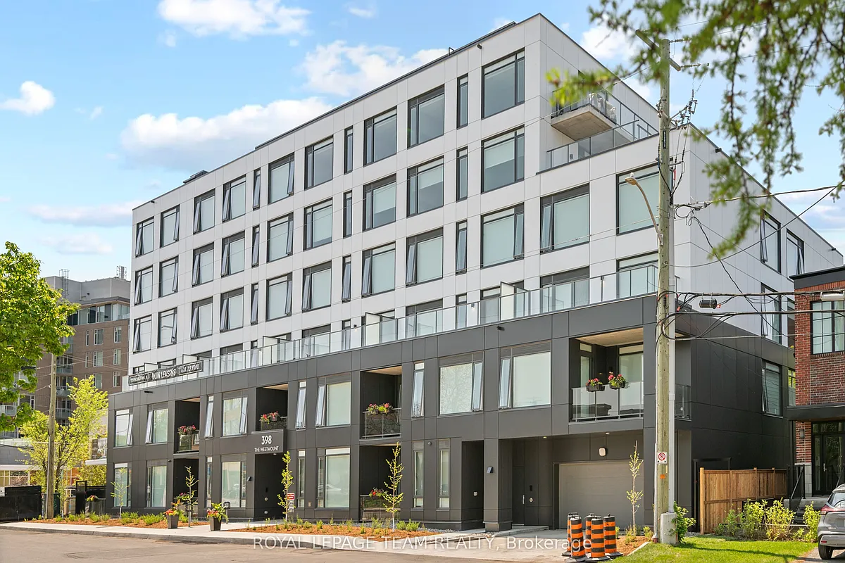 Photo 1 of 4 - 398 Roosevelt Ave #602 - Ottawa, ON Primary Photo - 398 Roosevelt Ave #602