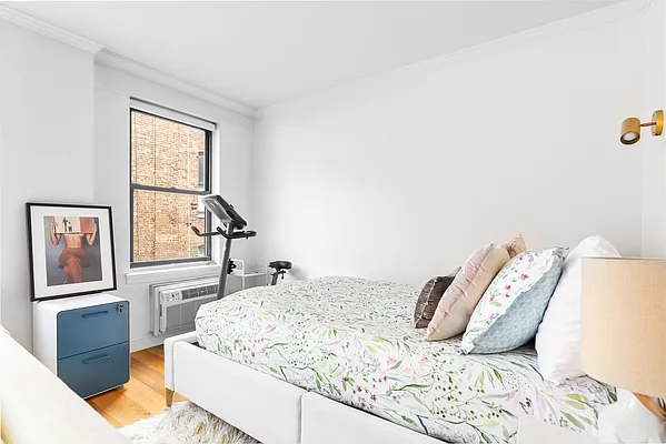 Sold by Compass | media 4