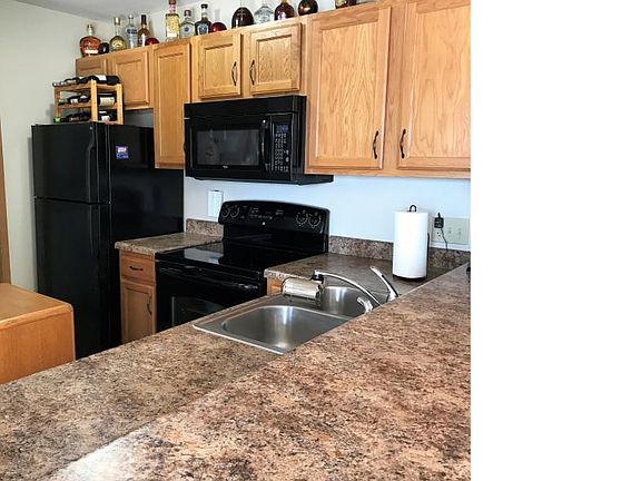 4th image of 2500 Bay Point Dr #411
