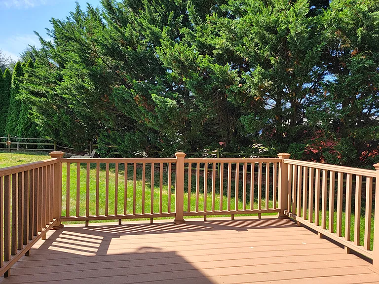 402 Mount Olive Ln — Photo 29