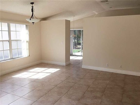 3rd image of 744 NW 183rd Way