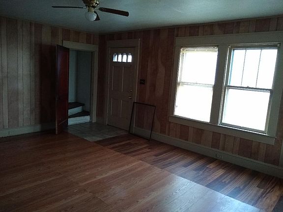 5th image of 505 W 2nd St