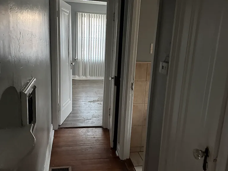 5097 Claxton Ave — Photo 4