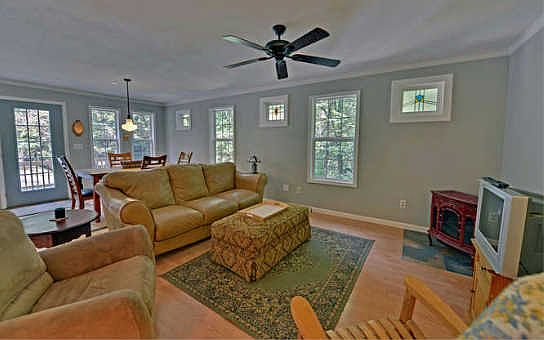 2nd image of 158 Bambi Ln