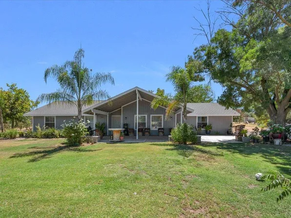 16994 Jennifer Ct, Madera, CA 93636