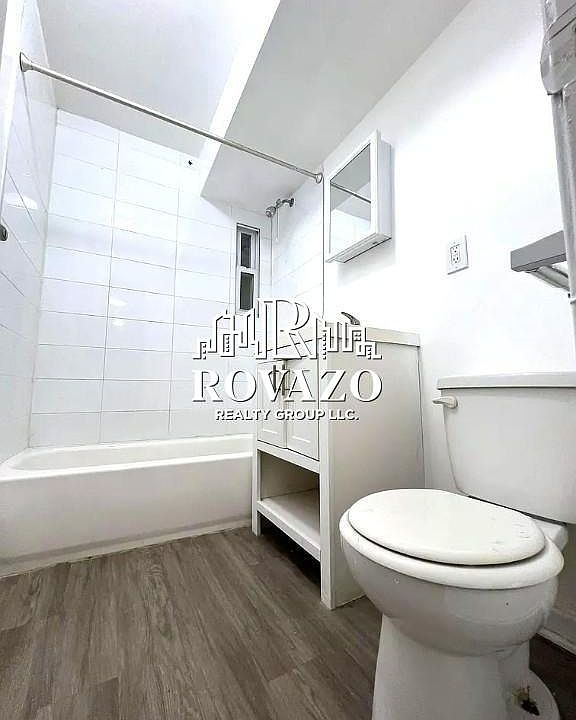 2nd image of 404 Stuyvesant Ave #8C