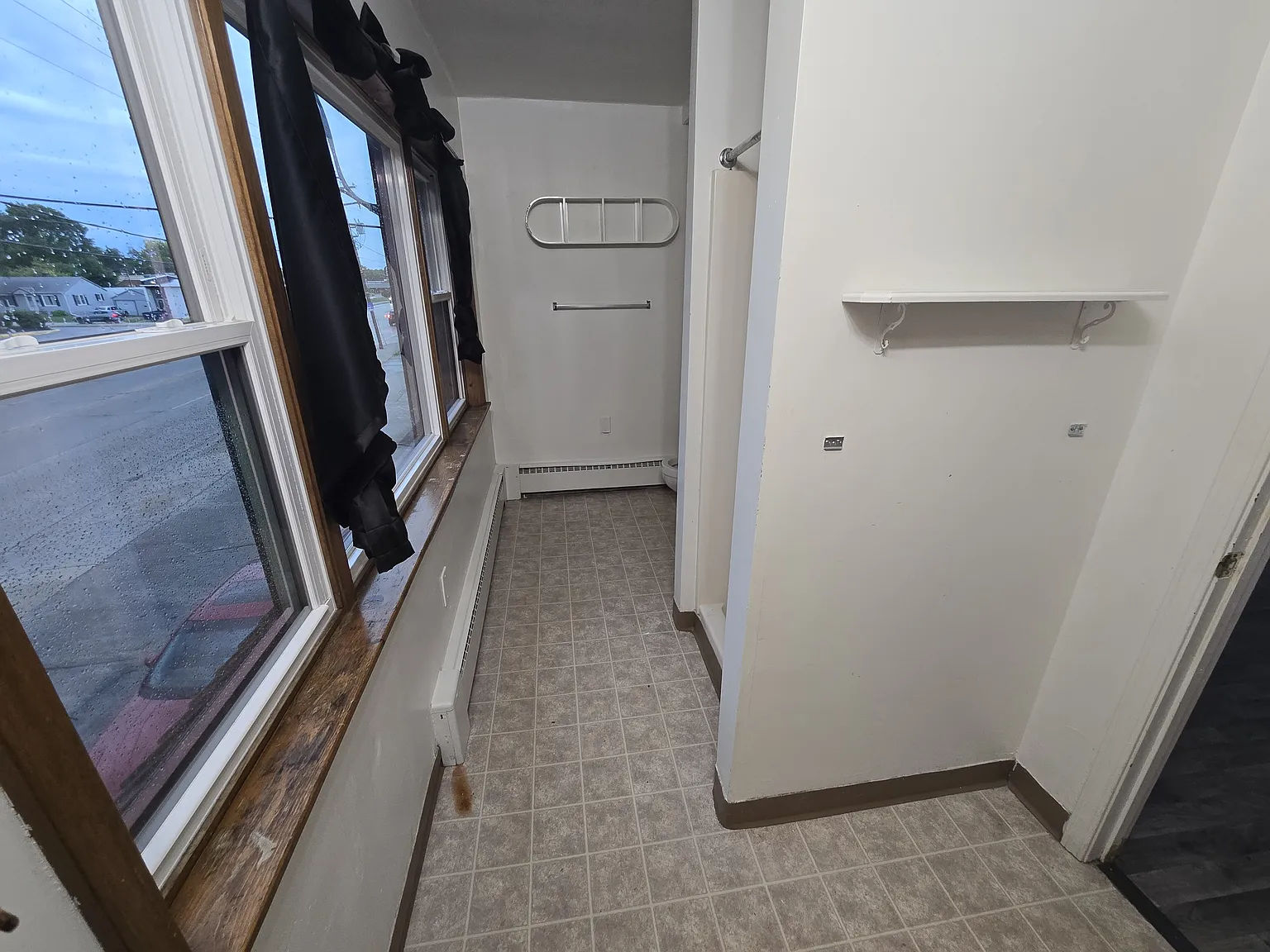 1 bed, $750 — Photo 2