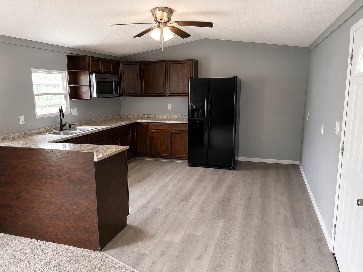 2 bed, $625 — Photo 2