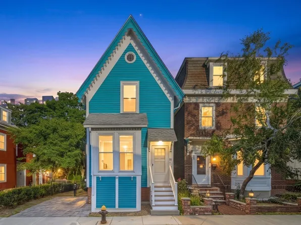 26 Spring Garden St, Dorchester, MA 02125