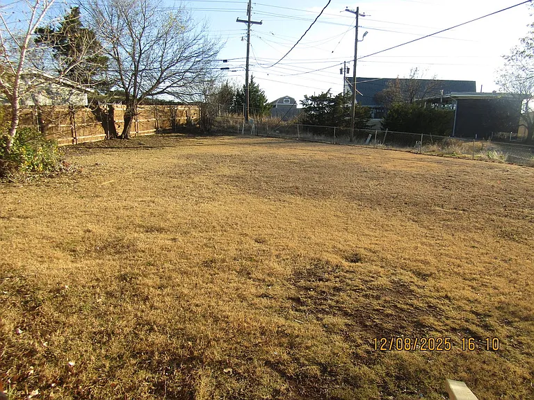 3428 NW Lincoln Ave — Photo 14