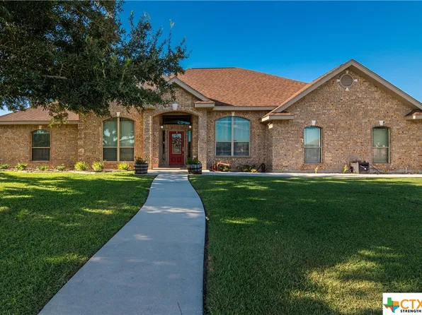1420 Savannah Pr, Seguin, TX 78155