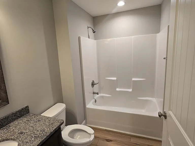Lakeside Dr — Photo 16