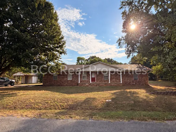 21 Tracye Ln, Cabot, AR 72023