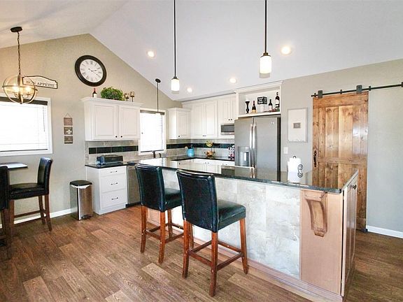 4th image of 4312 Panorama Dr