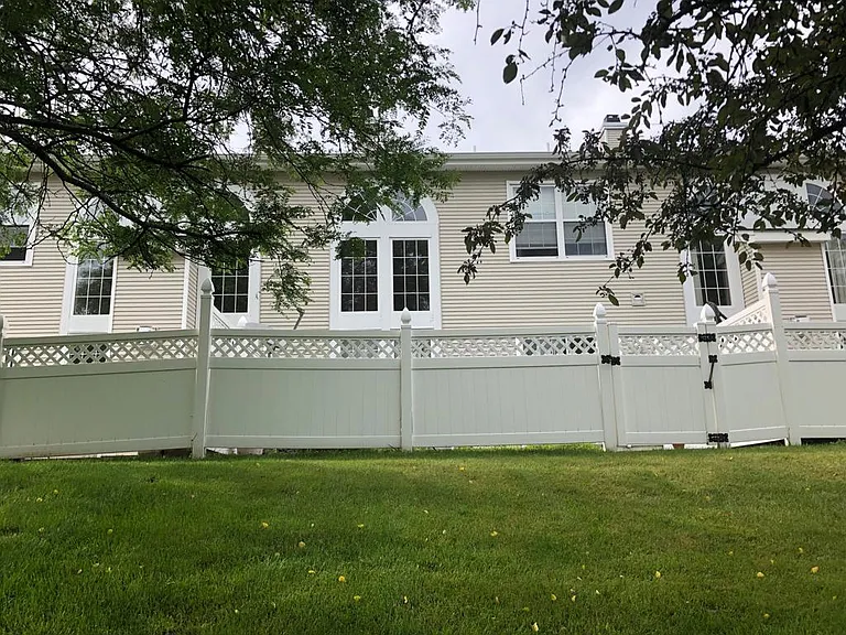 304 Harvest Ln — Photo 26