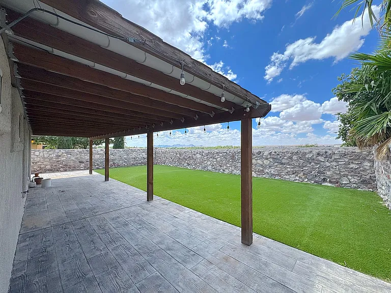 848 Sunset Park Dr — Photo 31