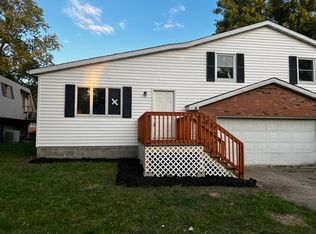 3734 N Meadowlark Dr, Decatur, IL 62526