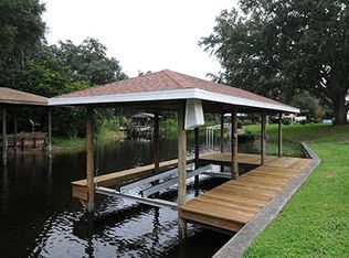862 Peachtree Dr, Lake Placid, FL 33852