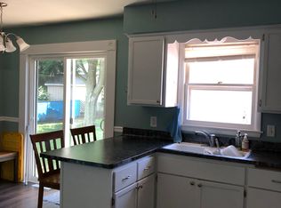 432 Garfield St, Burlington, WI 53105