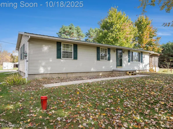 3745 Curry Rd, Caro, MI 48723