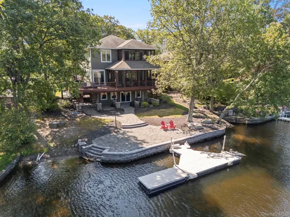 62 Middletown Point Road, Rock Hill, NY 12775