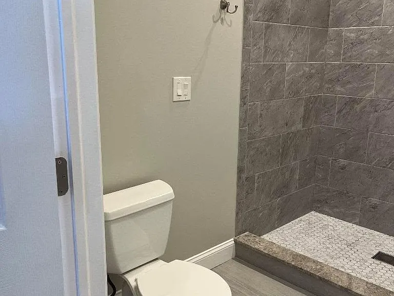 631 Garfield Ave #1 — Photo 9