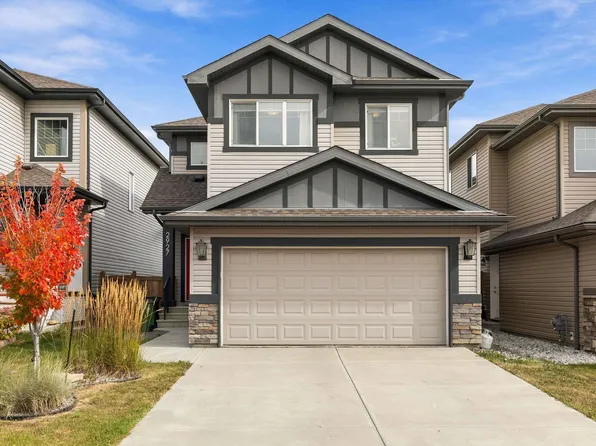 2927 11th St NW, Edmonton, AB T6T 0X7