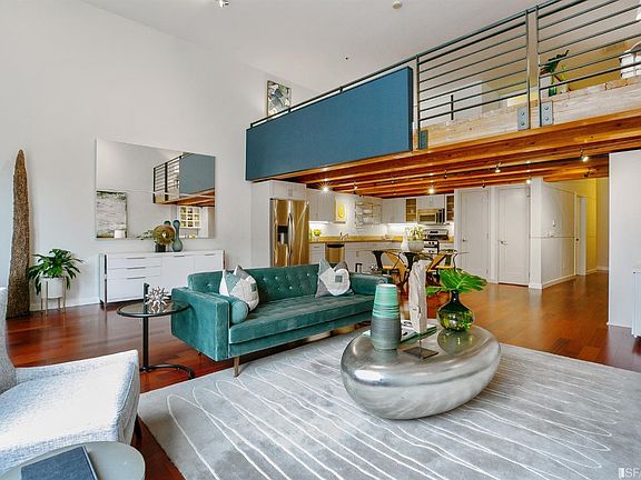5th image of 380 10th St Unit 1