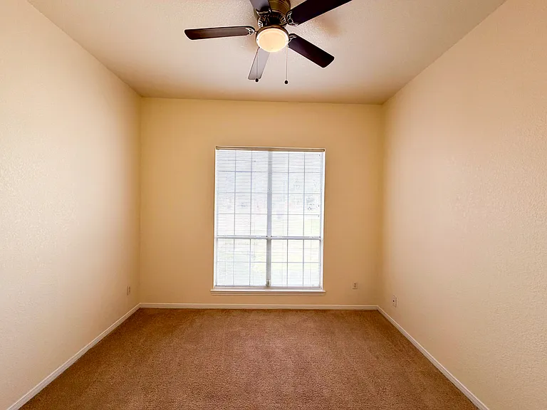1505 High Chapparal Dr — Photo 26