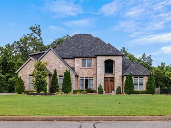 1479 Le Chesnay Dr, Centerton, AR 72719