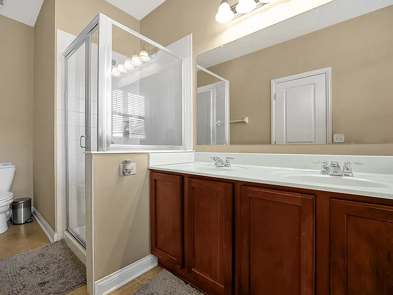 4131 Kinnia Dr — Photo 12