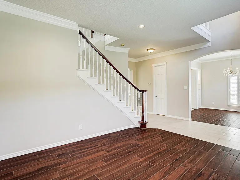 4425 Mildred St — Photo 8