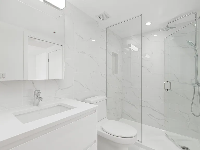 8138 Fraser St #502 — Photo 9