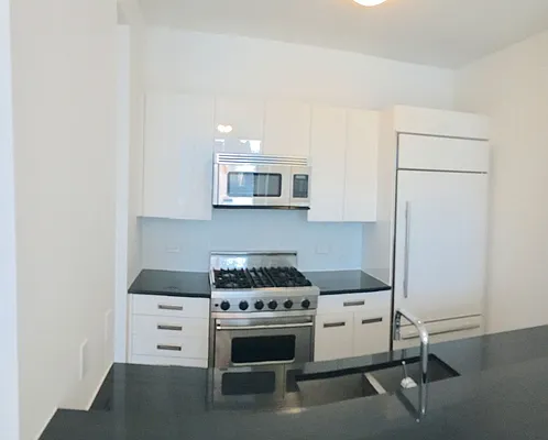 Rented by Nest Seekers International | media 38