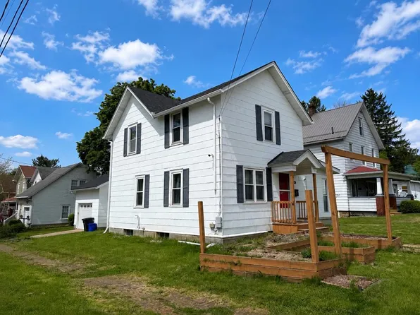 318 W 5th St, Oil City, PA 16301