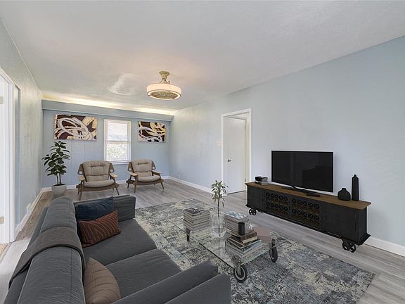4th image of 8257 Brenner Ave